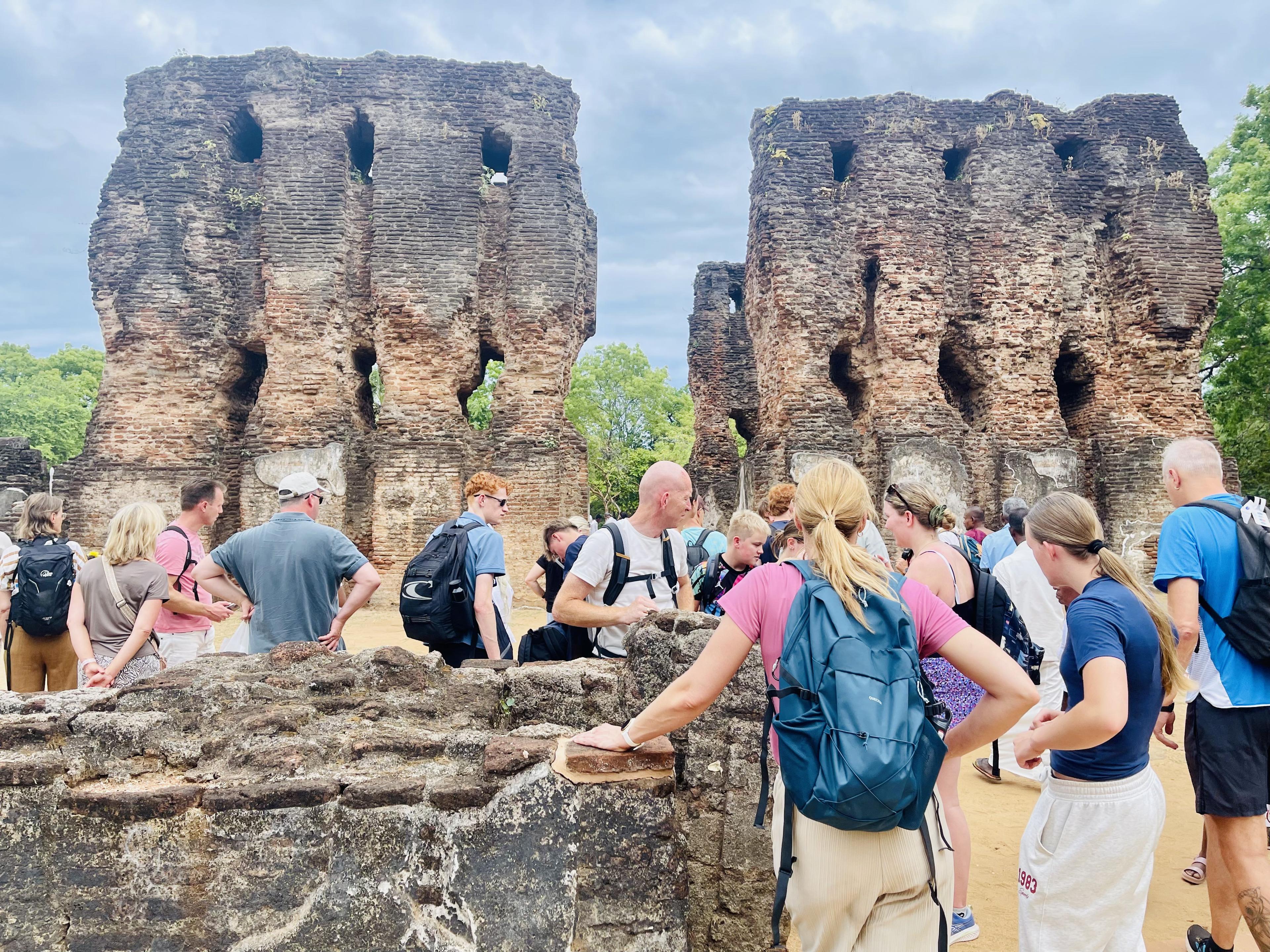 Sri Lanka Highlights Tour - 8 Days of Culture & Nature - Image 1