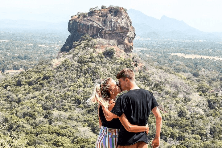 Sri Lanka Highlights Tour - 8 Days of Culture & Nature